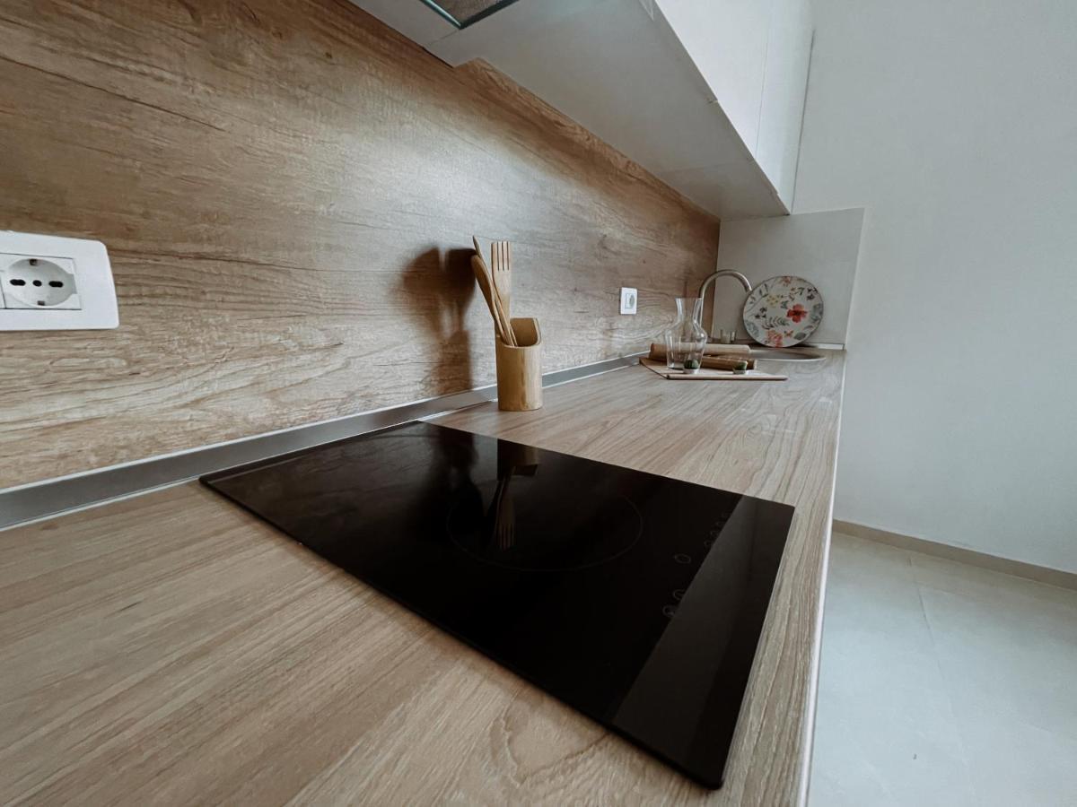 Apartments Bali Дуррес Экстерьер фото