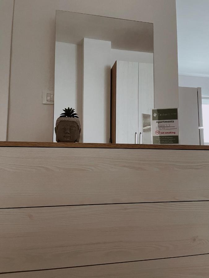 Apartments Bali Дуррес Экстерьер фото
